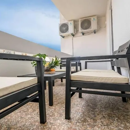 شقة Lux Group Escape سبليت